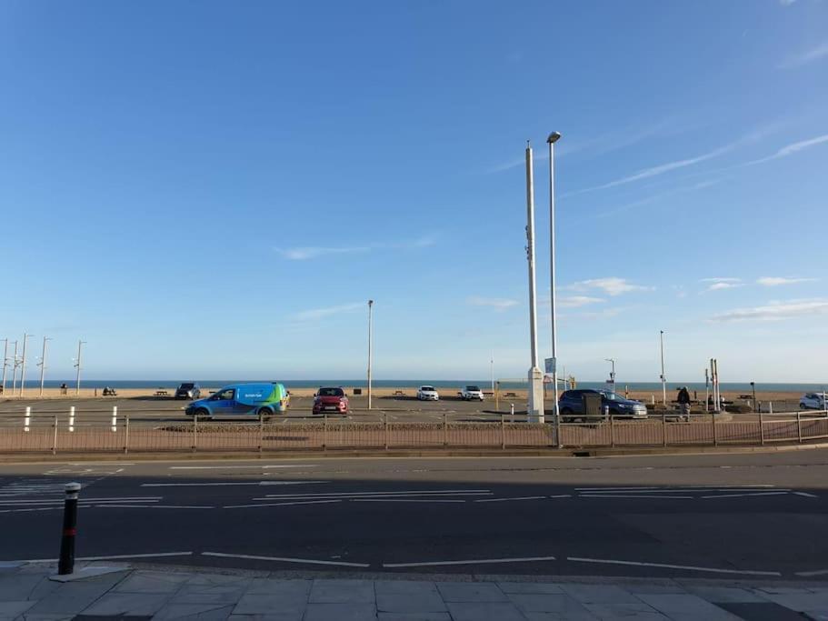 Two Bed Flat Sea View Old Town Hastings Apartment Bagian luar foto
