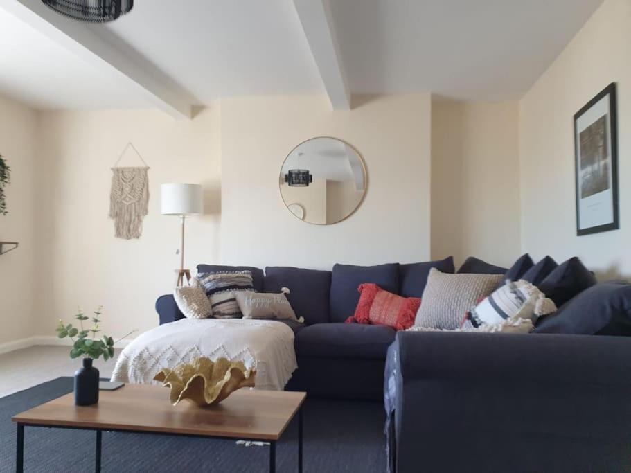 Two Bed Flat Sea View Old Town Hastings Apartment Bagian luar foto